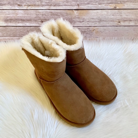 UGG Chestnut Mini Bailey Brooch Boots - Picture 5 of 8